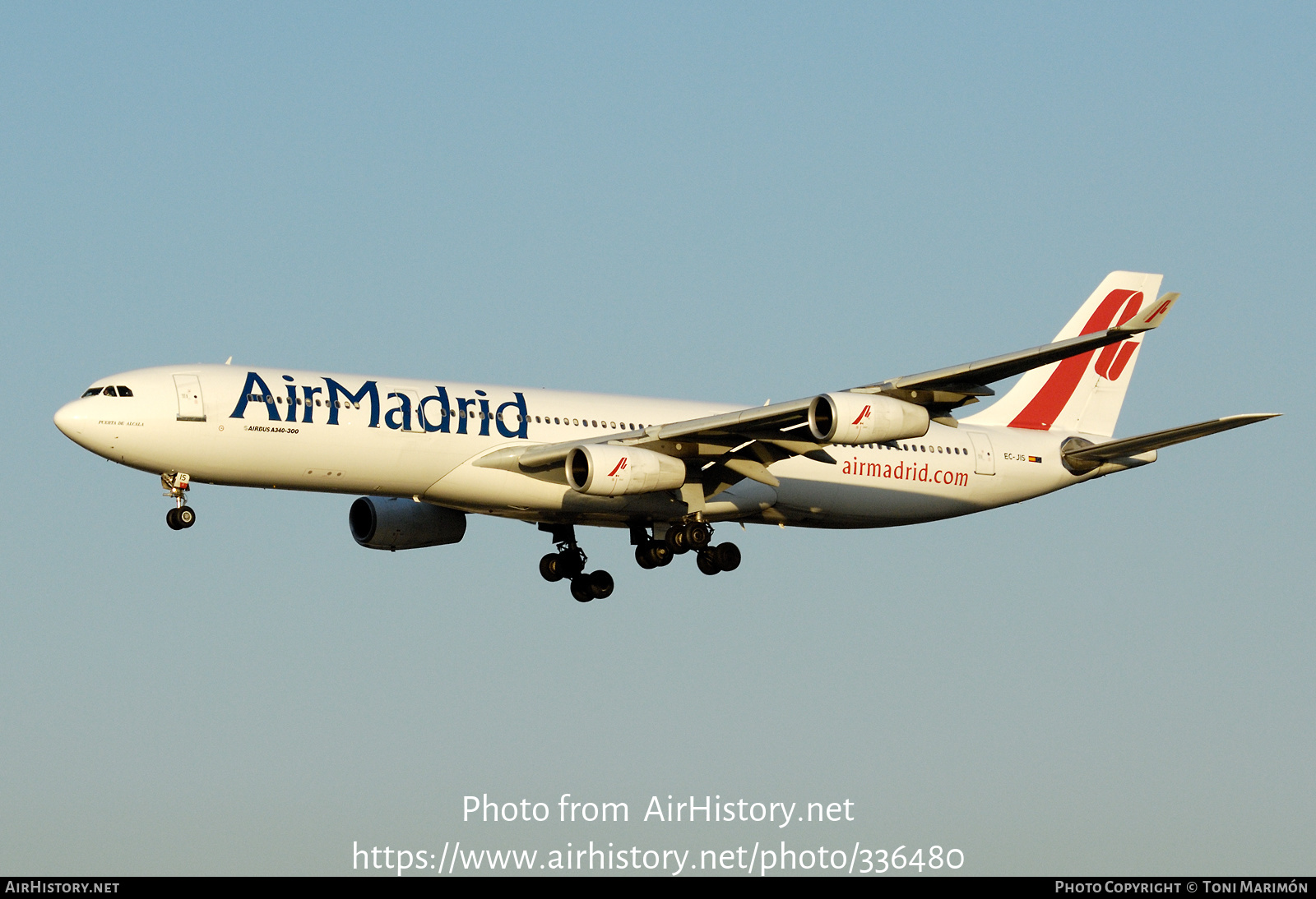 Aircraft Photo of EC-JIS | Airbus A340-312 | Air Madrid | AirHistory.net #336480