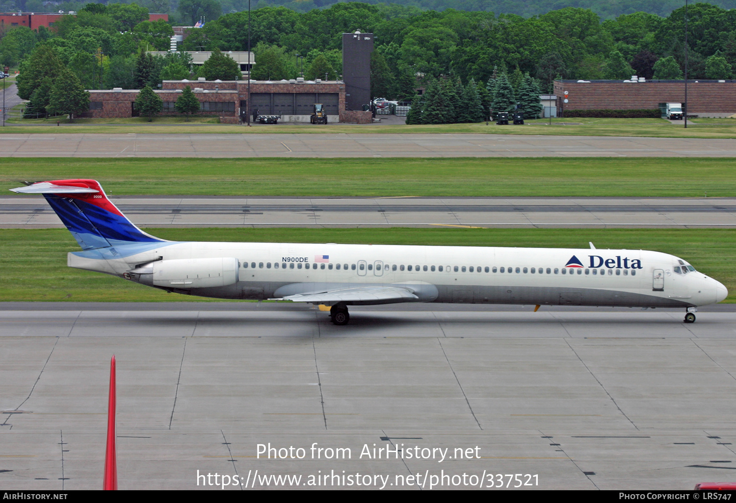 Aircraft Photo of N900DE | McDonnell Douglas MD-88 | Delta Air Lines | AirHistory.net #337521