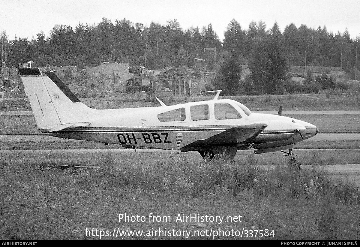 Aircraft Photo of OH-BBZ | Beech B55 Baron (95-B55) | Siipitaksi | AirHistory.net #337584