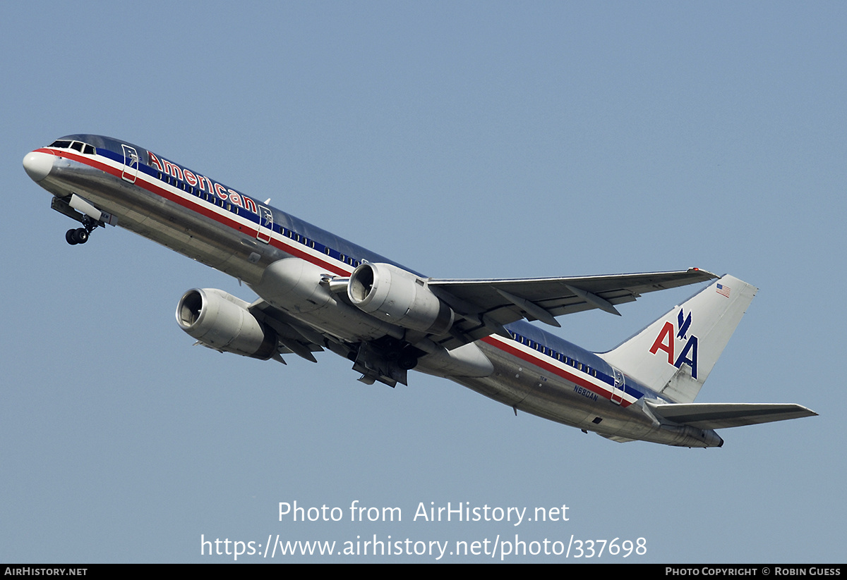 Aircraft Photo of N680AN | Boeing 757-223 | American Airlines | AirHistory.net #337698