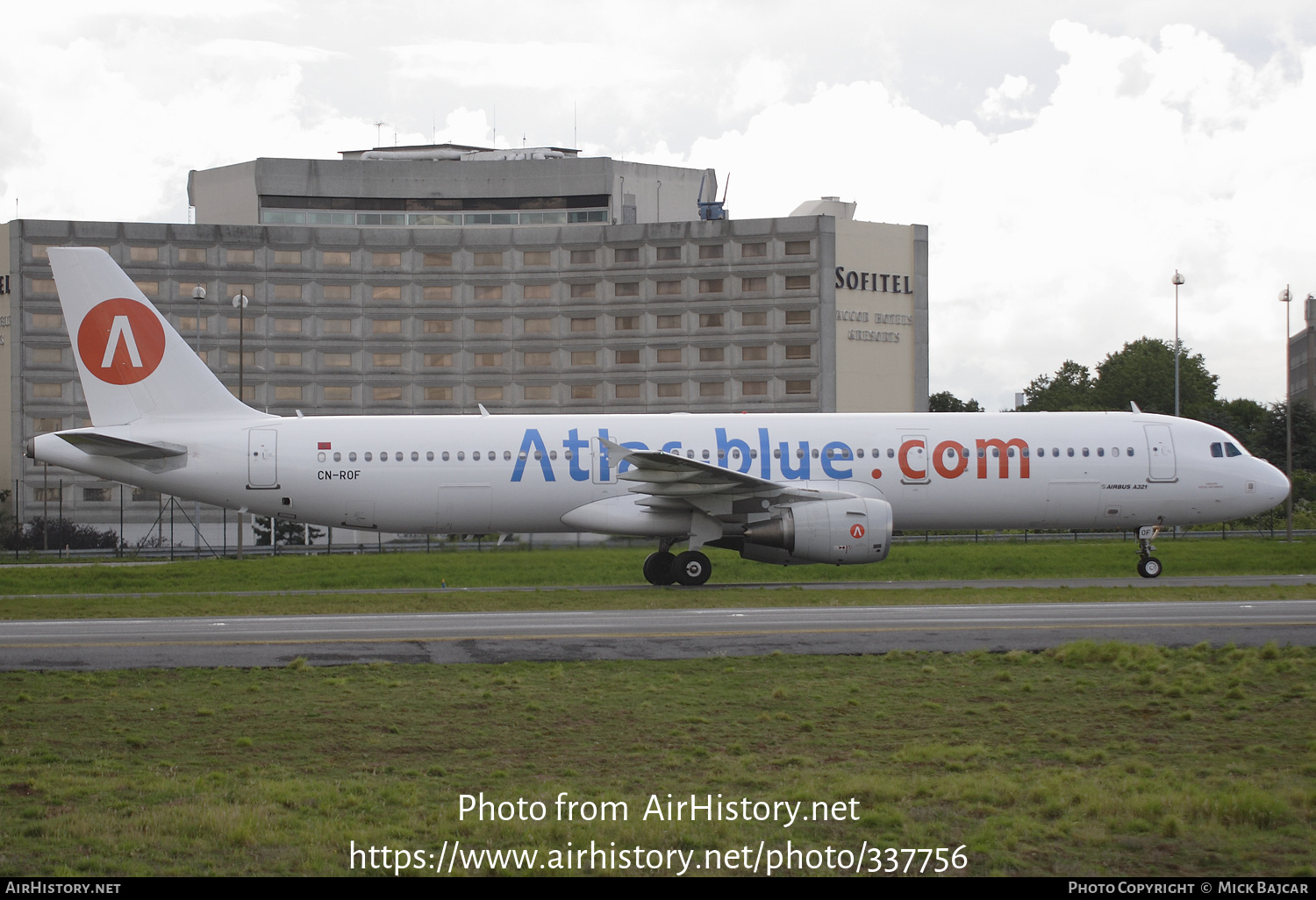 Aircraft Photo of CN-ROF | Airbus A321-211 | Atlas Blue | AirHistory.net #337756