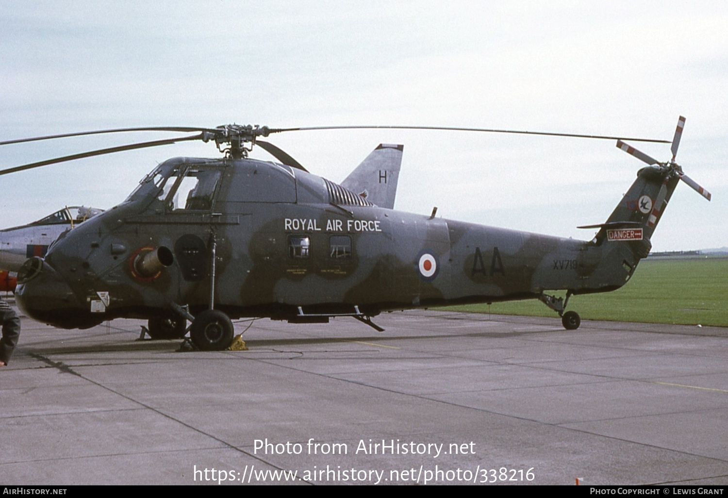 Aircraft Photo of XV719 | Westland WS-58 Wessex HC.2 | UK - Air Force | AirHistory.net #338216