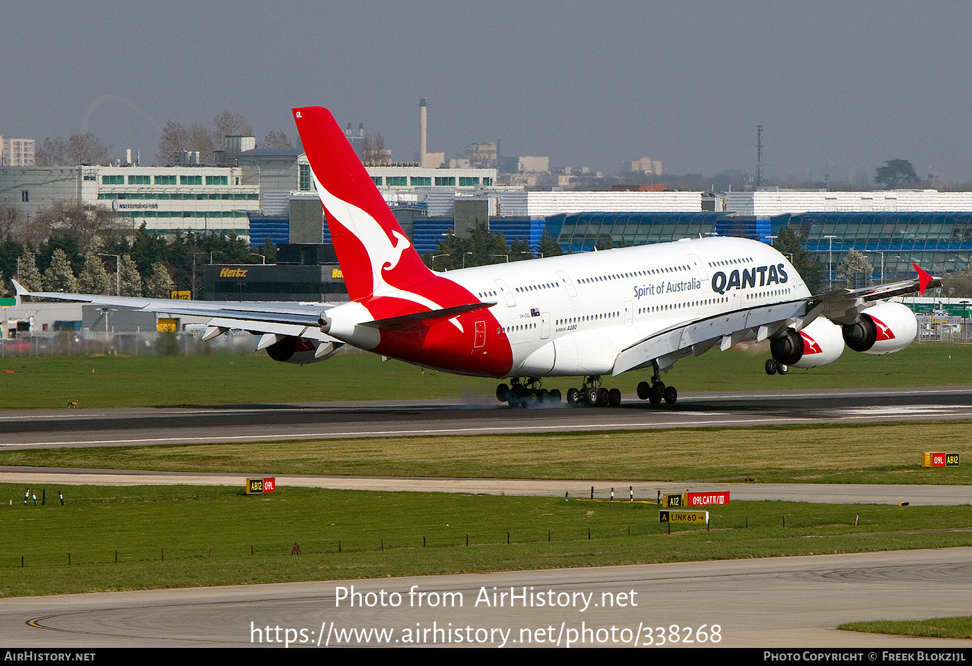 Aircraft Photo of VH-OQL | Airbus A380-842 | Qantas | AirHistory.net #338268