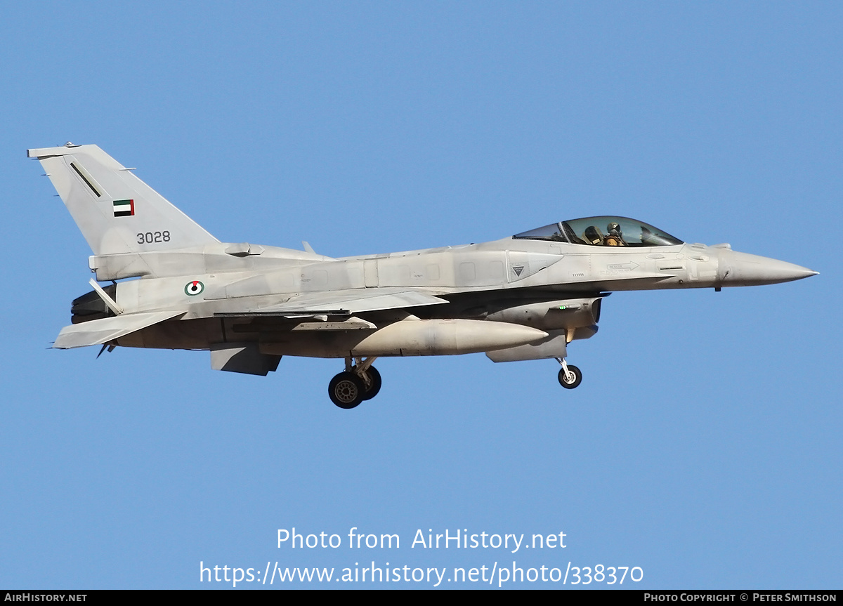 Aircraft Photo of 3028 | Lockheed Martin F-16E Fighting Falcon | United Arab Emirates - Air Force | AirHistory.net #338370