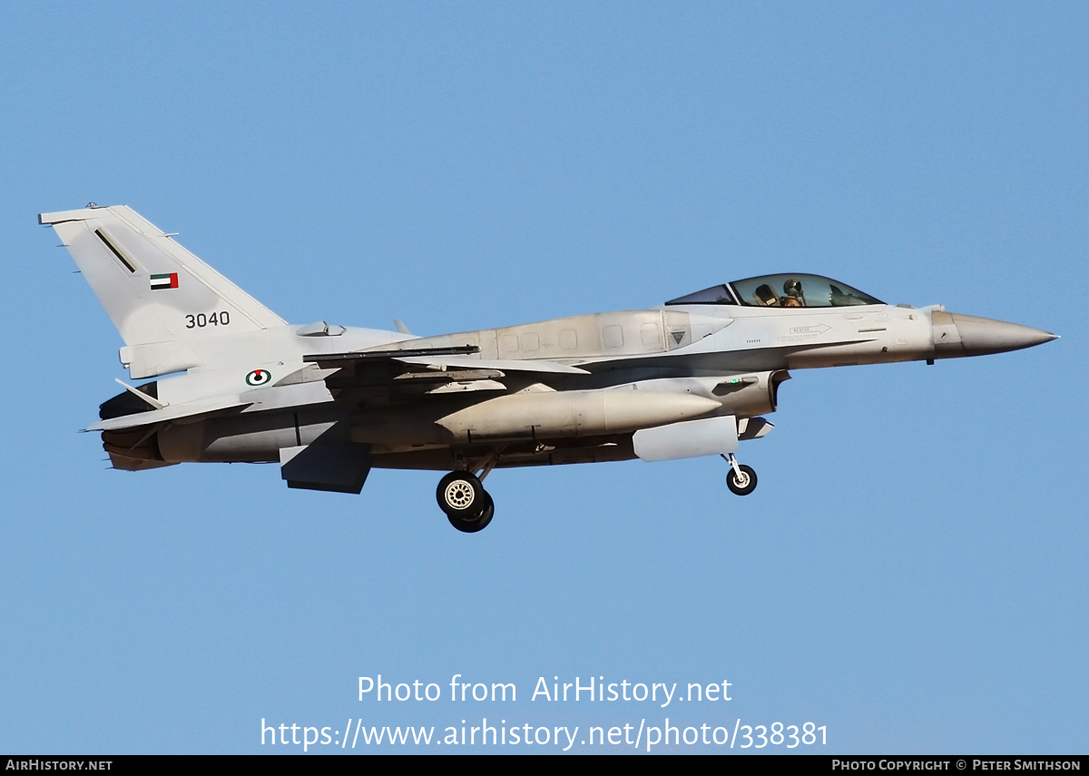 Aircraft Photo of 3040 | Lockheed Martin F-16E Fighting Falcon | United Arab Emirates - Air Force | AirHistory.net #338381