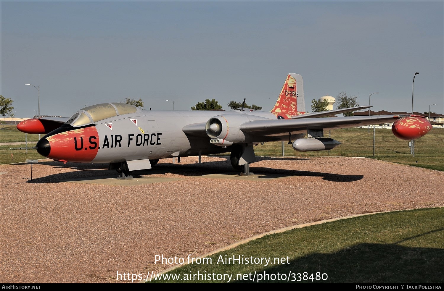 Aircraft Photo of 52-1548 / 0-21548 | Martin EB-57B Canberra | USA - Air Force | AirHistory.net #338480