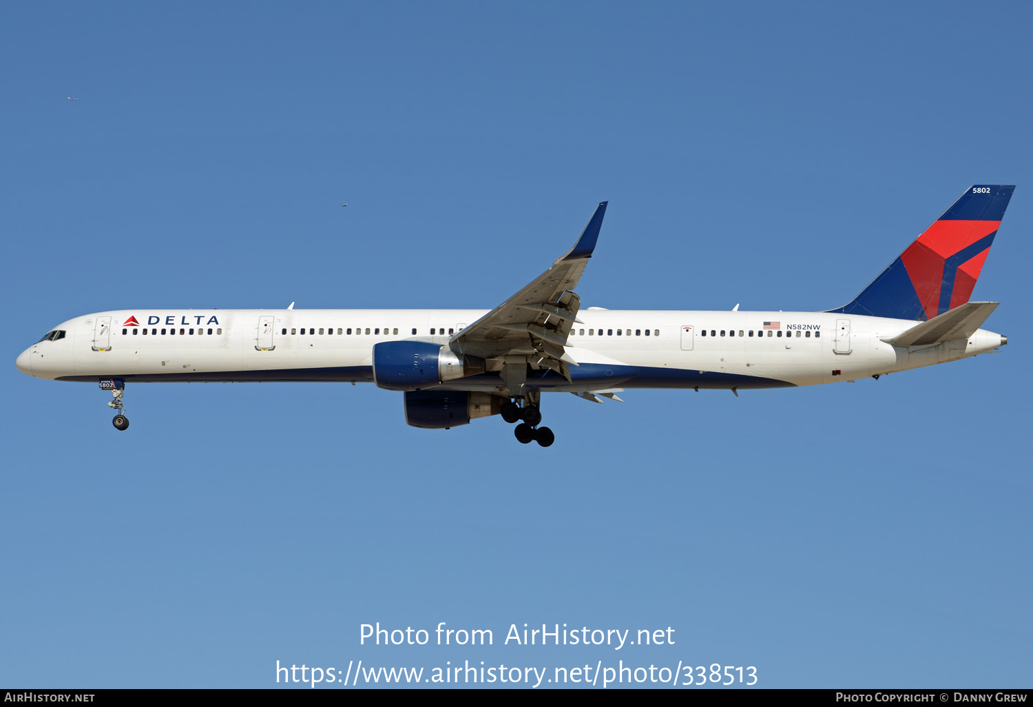 Aircraft Photo of N582NW | Boeing 757-351 | Delta Air Lines | AirHistory.net #338513