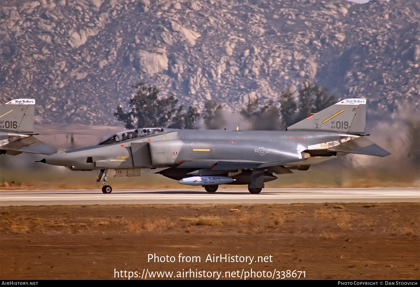 Aircraft Photo of 64-1019 / AF64-019 | McDonnell Douglas RF-4C Phantom II | USA - Air Force | AirHistory.net #338671