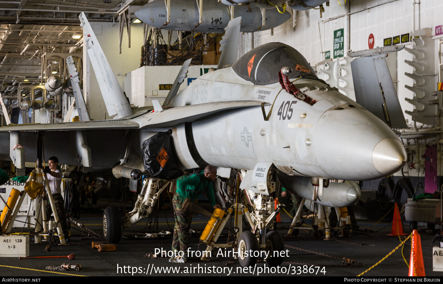 Aircraft Photo of 165205 | McDonnell Douglas F/A-18C Hornet | USA - Navy | AirHistory.net #338674