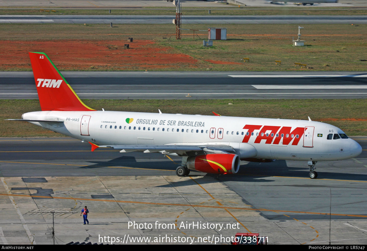 Aircraft Photo of PR-MAS | Airbus A320-232 | TAM Linhas Aéreas | AirHistory.net #338711