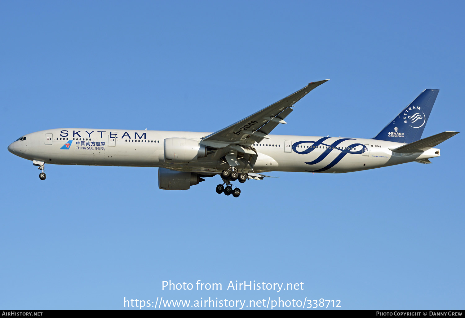 Aircraft Photo of B-2049 | Boeing 777-31BER | China Southern Airlines | AirHistory.net #338712