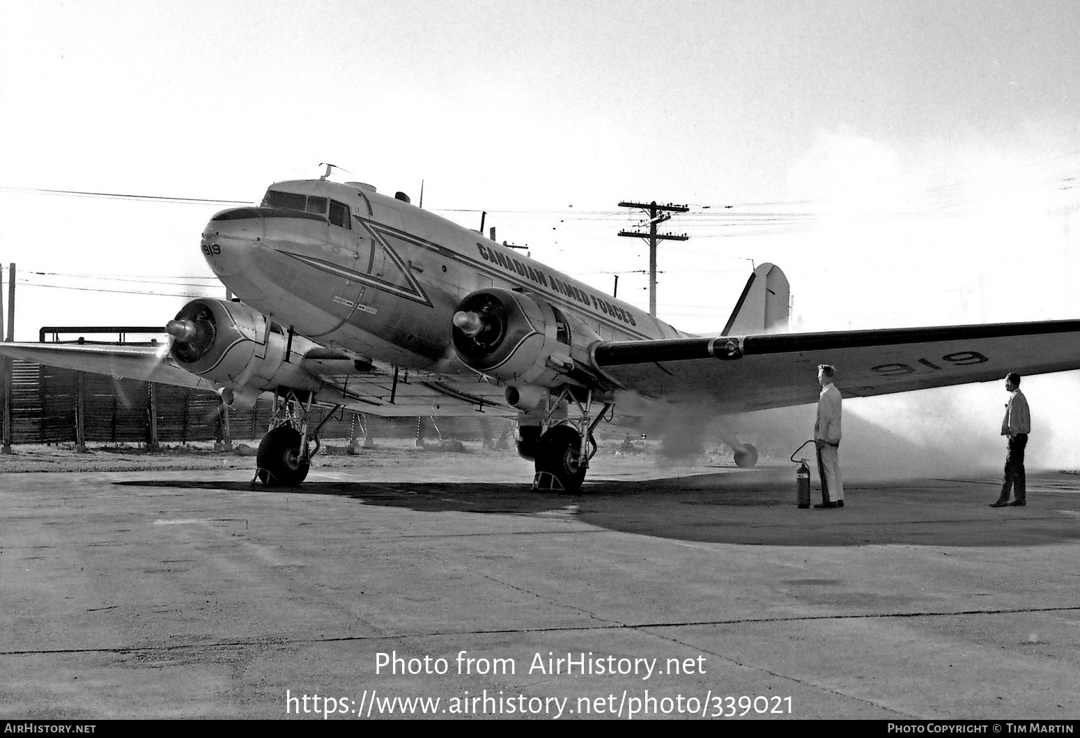 Aircraft Photo of 12919 | Douglas CC-129 Dakota 3 | Canada - Air Force | AirHistory.net #339021