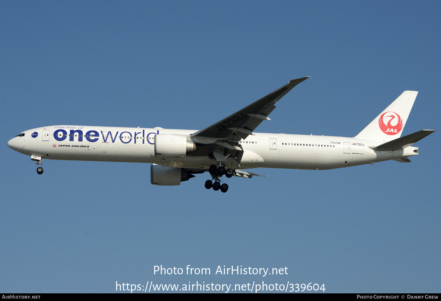 Aircraft Photo of JA732J | Boeing 777-346/ER | Japan Airlines - JAL | AirHistory.net #339604