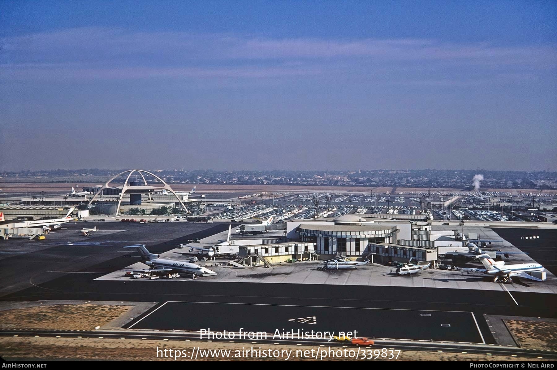 Airport photo of Los Angeles - International (KLAX / LAX) in California, United States | AirHistory.net #339837