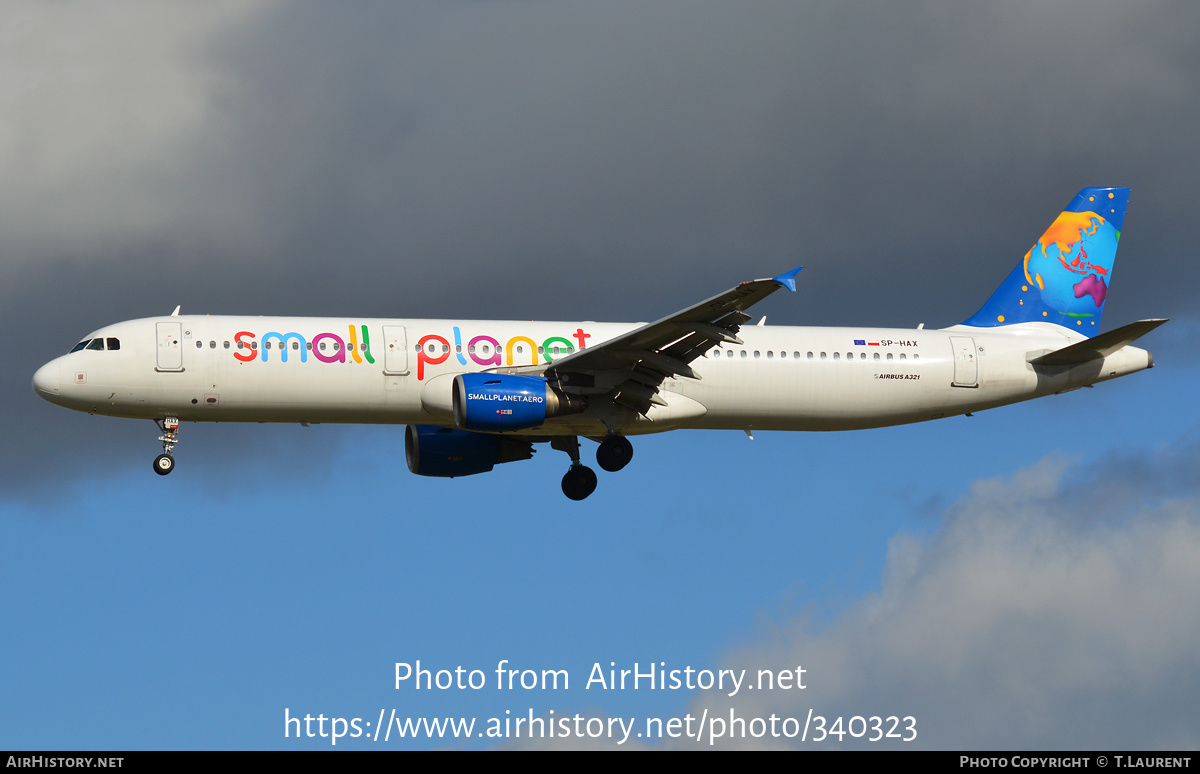 Aircraft Photo of SP-HAX | Airbus A321-211 | Small Planet Airlines | AirHistory.net #340323