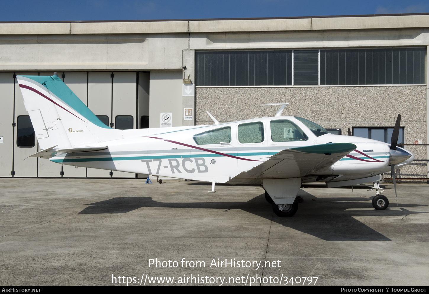 Aircraft Photo of T7-RCB | Beech B55 Baron (95-B55) | AirHistory.net #340797