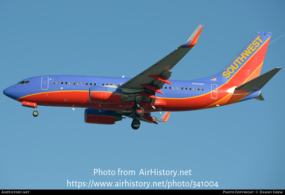 Aircraft Photo of N219WN | Boeing 737-7H4 | Southwest Airlines | AirHistory.net #341004