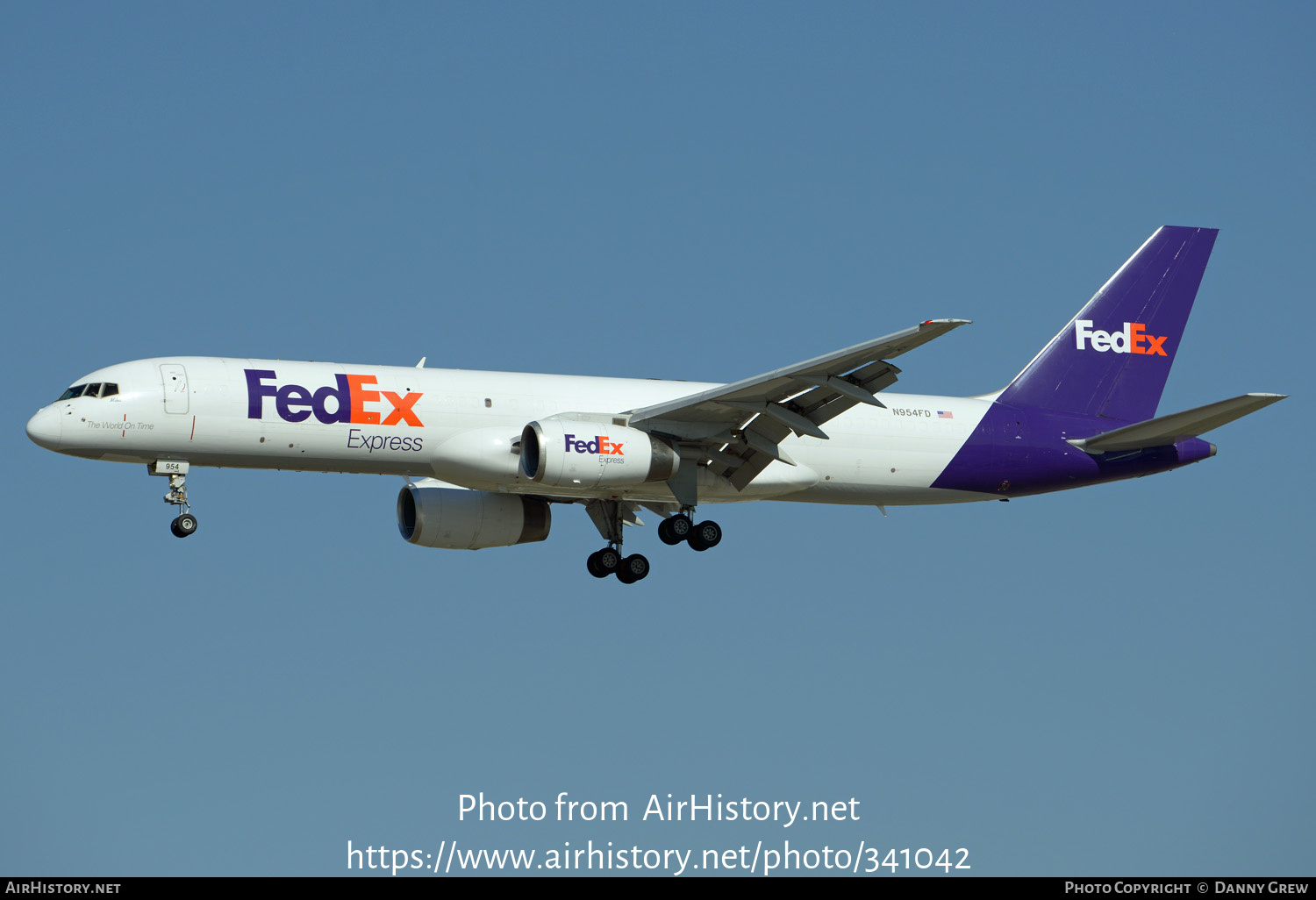 Aircraft Photo of N954FD | Boeing 757-236/SF | FedEx Express - Federal Express | AirHistory.net #341042