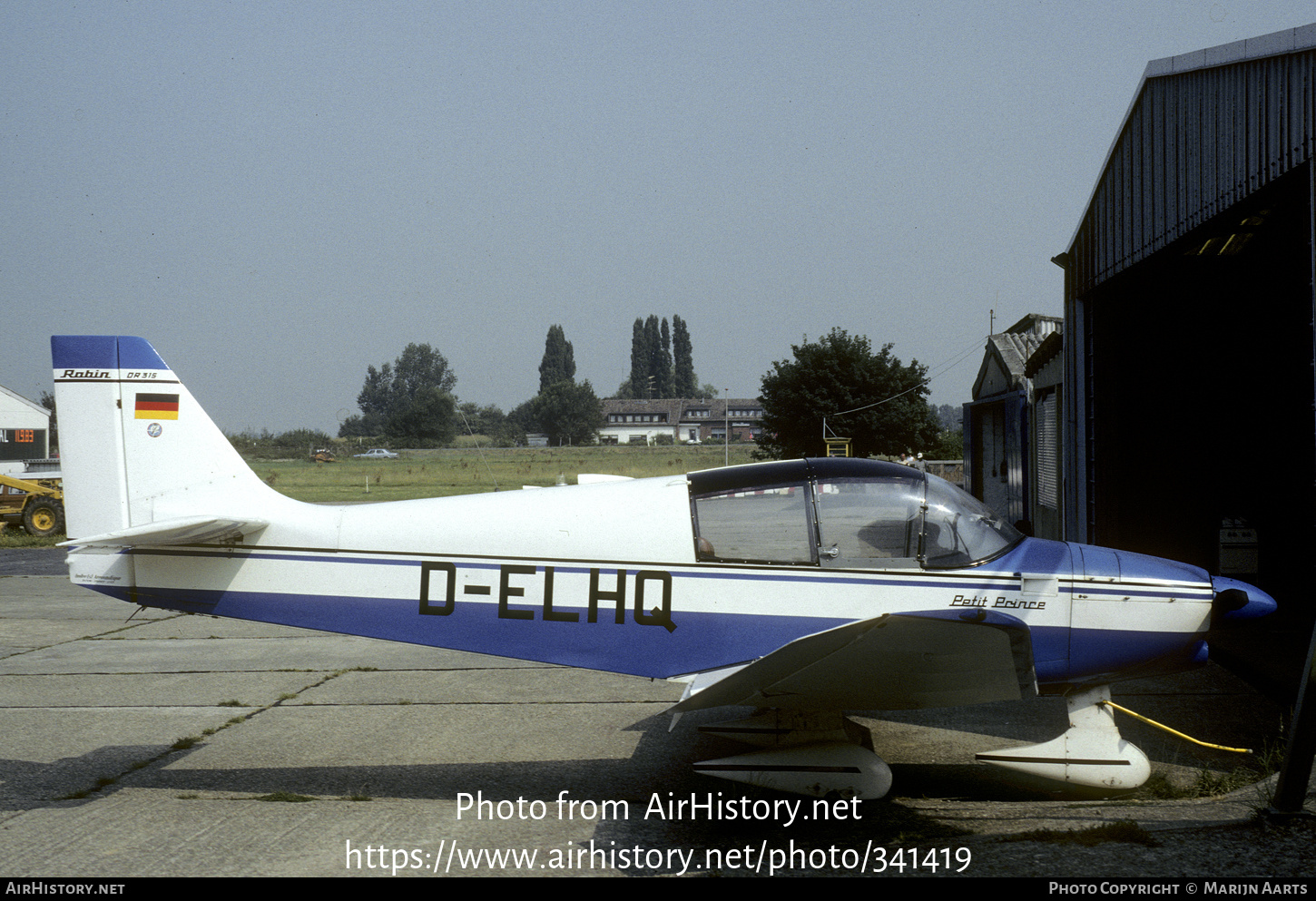 Aircraft Photo of D-ELHQ | Robin DR-315 | AirHistory.net #341419