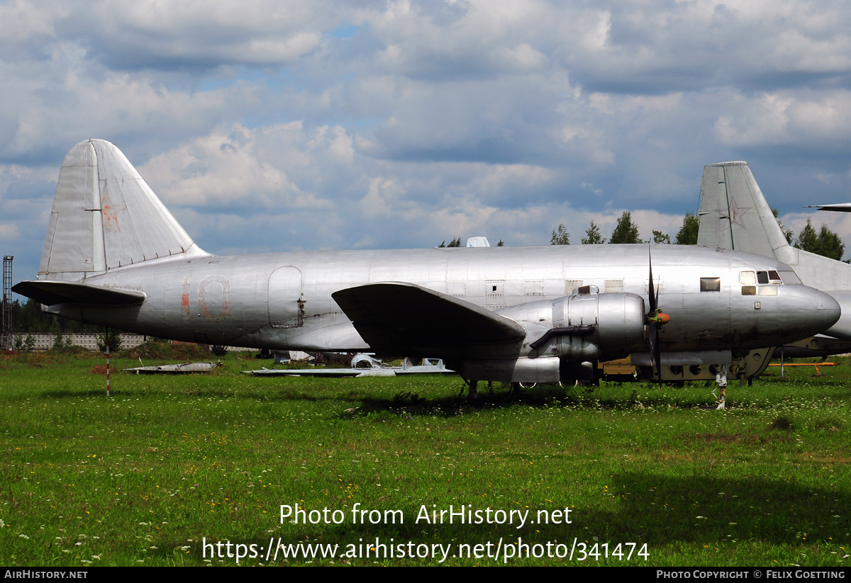 Aircraft Photo of 10 red | Ilyushin Il-12T | Russia - Air Force | AirHistory.net #341474