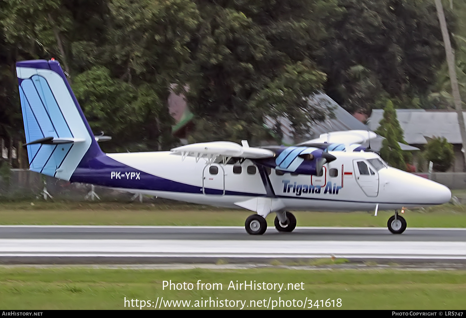 Aircraft Photo of PK-YPX | De Havilland Canada DHC-6-300 Twin Otter | Trigana Air | AirHistory.net #341618