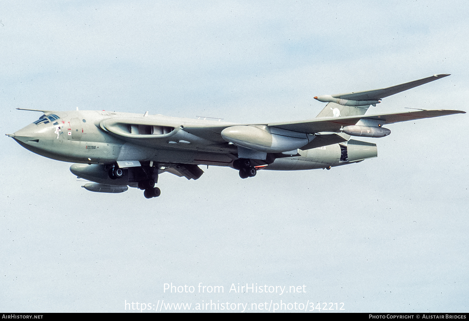 Aircraft Photo of XL231 | Handley Page HP-80 Victor K2 | UK - Air Force | AirHistory.net #342212