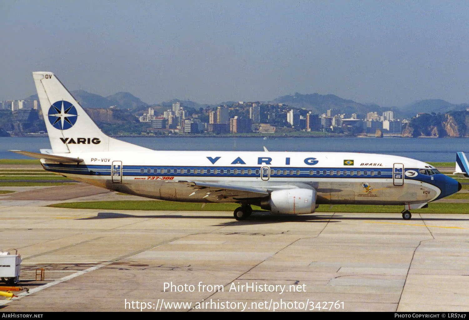 Aircraft Photo of PP-VOV | Boeing 737-341 | Varig | AirHistory.net #342761