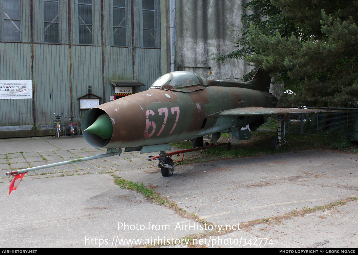 Aircraft Photo of 677 | Mikoyan-Gurevich MiG-21F-13 | East Germany - Air Force | AirHistory.net #342774
