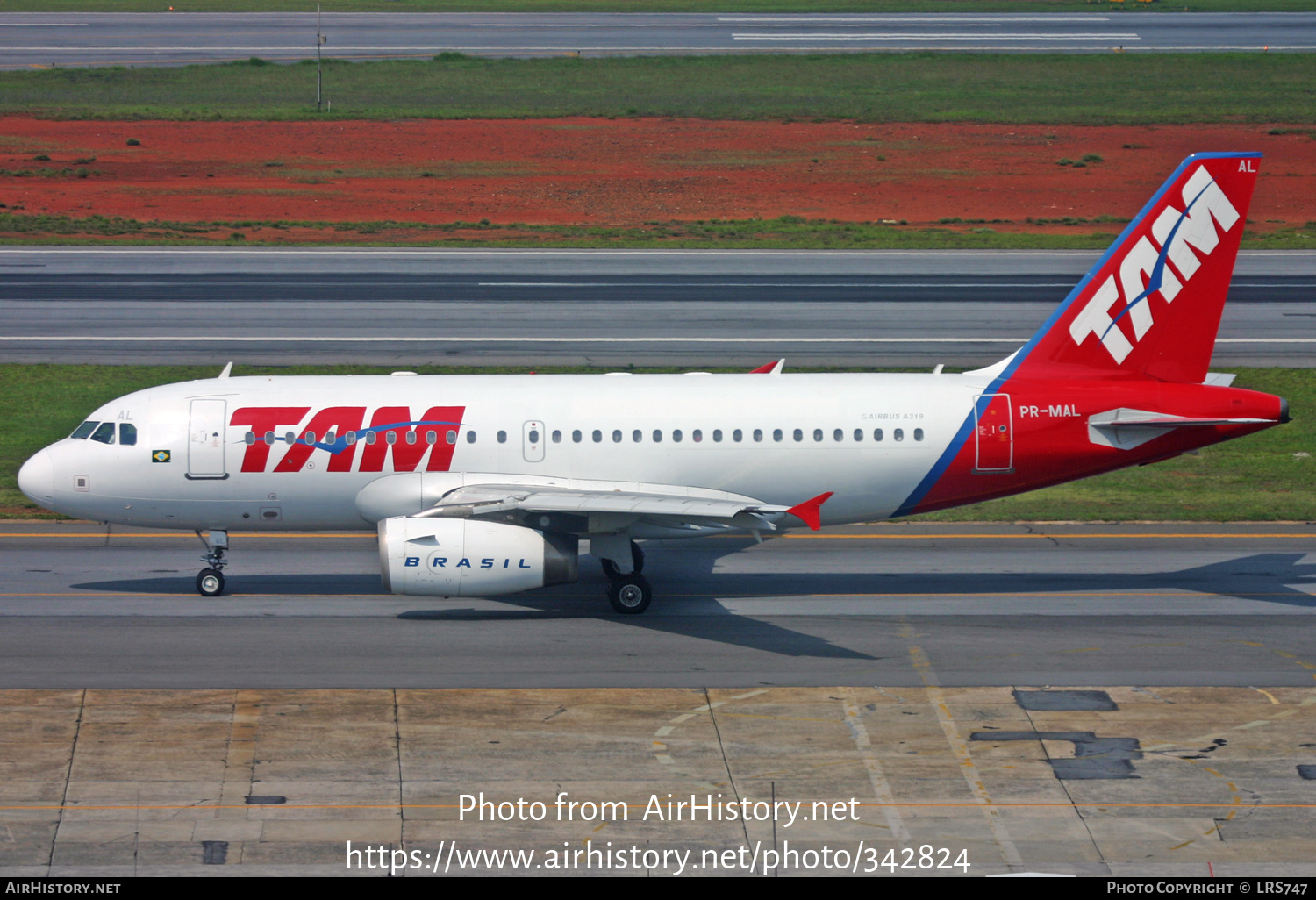 Aircraft Photo of PR-MAL | Airbus A319-132 | TAM Linhas Aéreas | AirHistory.net #342824