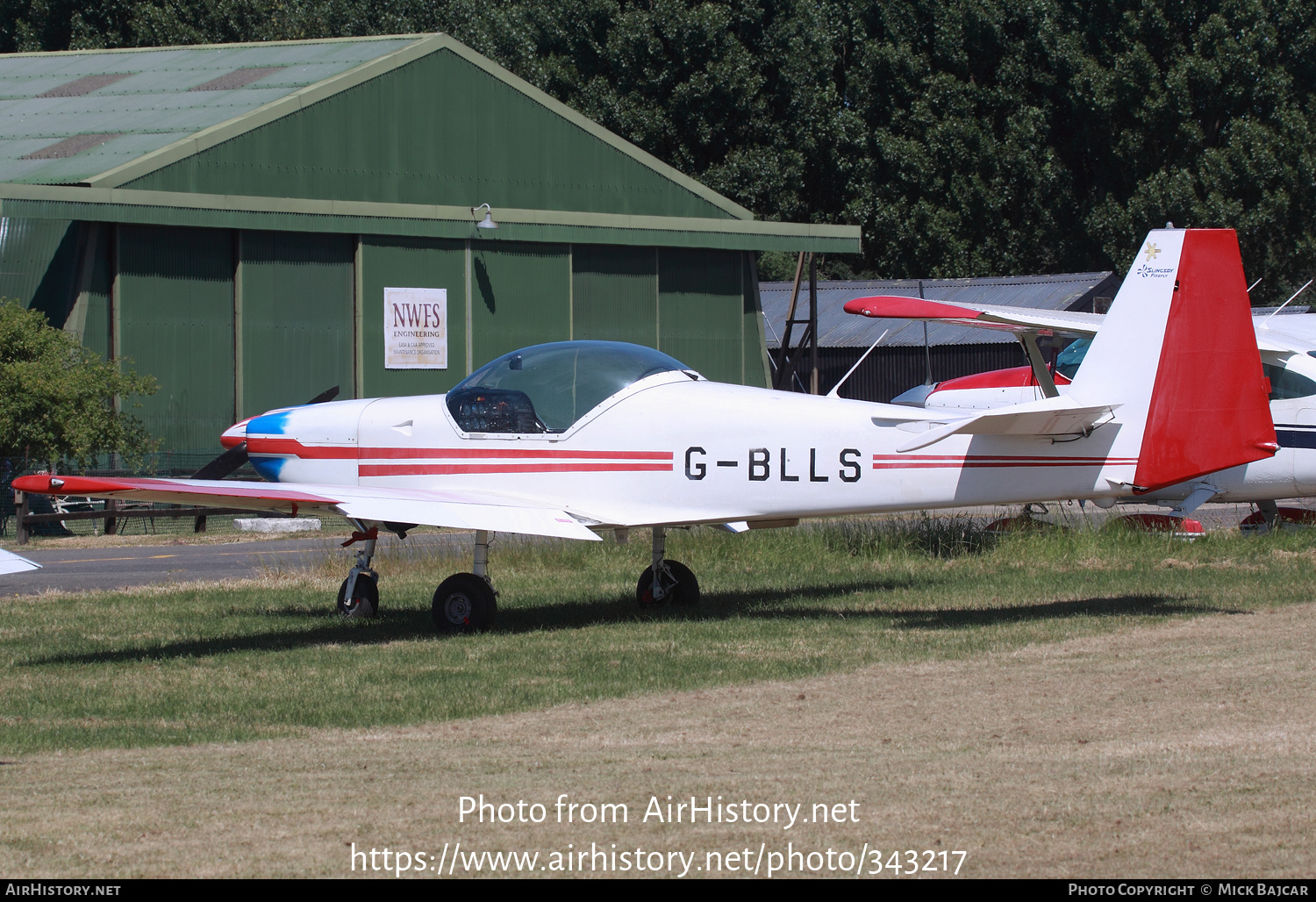 Aircraft Photo of G-BLLS | Slingsby T-67B | AirHistory.net #343217