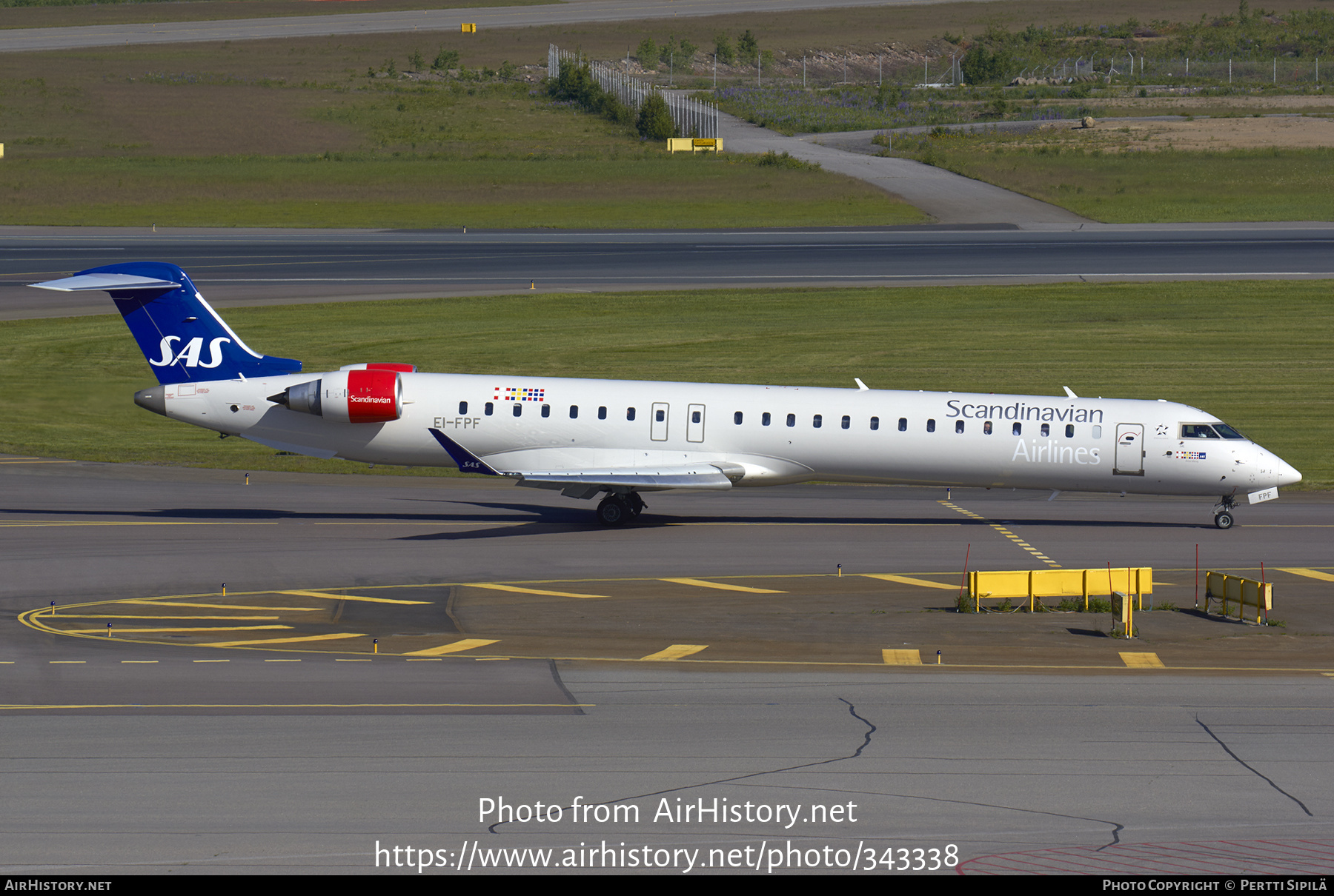 Aircraft Photo of EI-FPF | Bombardier CRJ-900LR (CL-600-2D24) | Scandinavian Airlines - SAS | AirHistory.net #343338