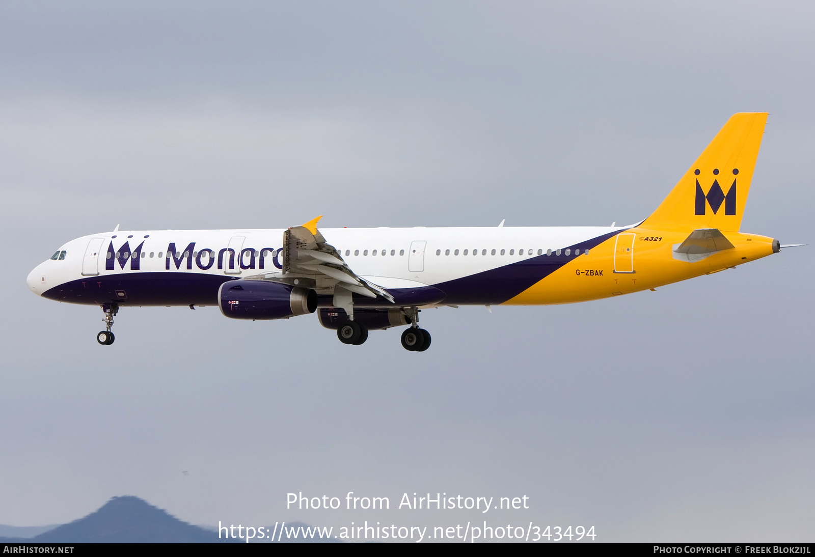 Aircraft Photo of G-ZBAK | Airbus A321-231 | Monarch Airlines | AirHistory.net #343494