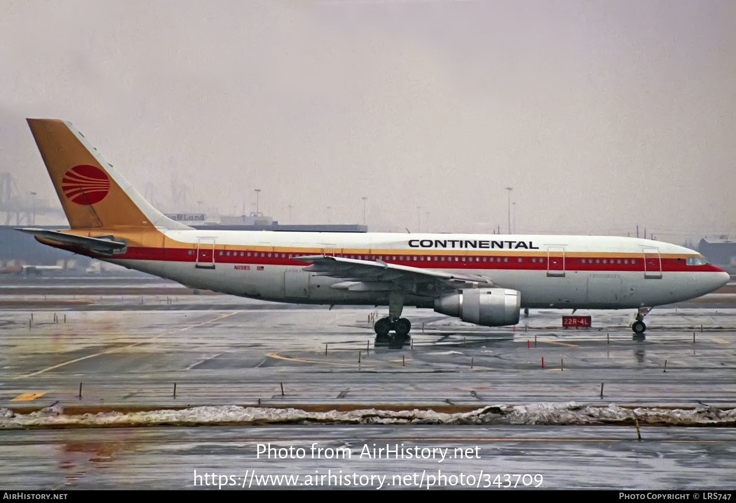 Aircraft Photo of N11985 | Airbus A300B4-103 | Continental Airlines | AirHistory.net #343709