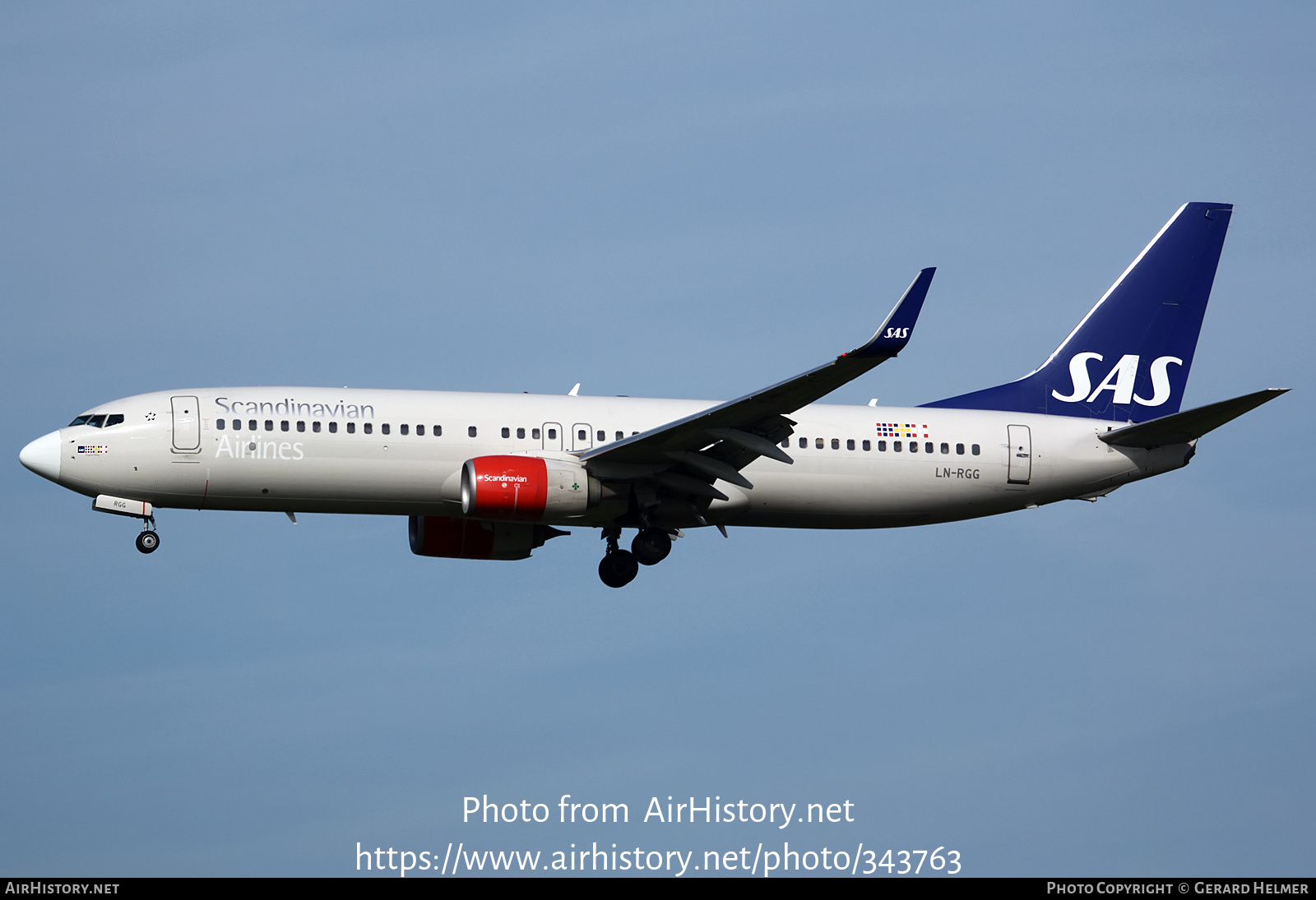 Aircraft Photo of LN-RGG | Boeing 737-86N | Scandinavian Airlines - SAS | AirHistory.net #343763