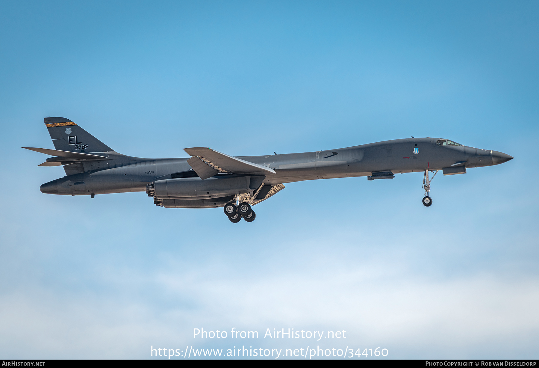 Aircraft Photo of 86-0137 / AF86-137 | Rockwell B-1B Lancer | USA - Air Force | AirHistory.net #344160