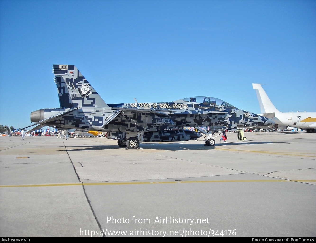 Aircraft Photo of 165677 | Boeing F/A-18F Super Hornet | USA - Navy | AirHistory.net #344176