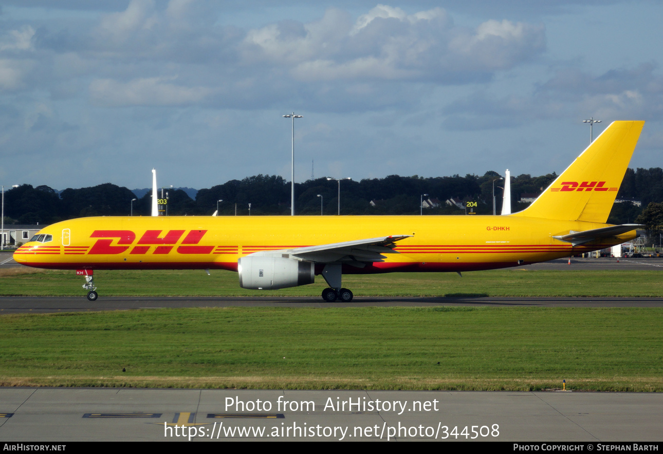 Aircraft Photo of G-DHKH | Boeing 757-28A(SF) | DHL International | AirHistory.net #344508