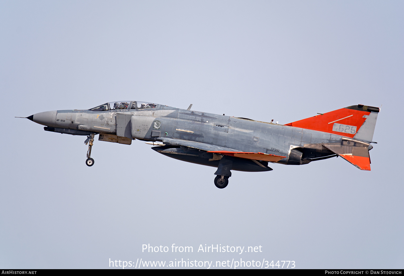 Aircraft Photo of 74-1625 / AF74-625 | McDonnell Douglas QF-4E Phantom II | USA - Air Force | AirHistory.net #344773