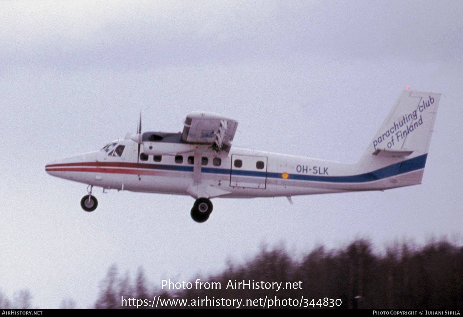 Aircraft Photo of OH-SLK | De Havilland Canada DHC-6-300 Twin Otter | Parachuting Club of Finland | AirHistory.net #344830