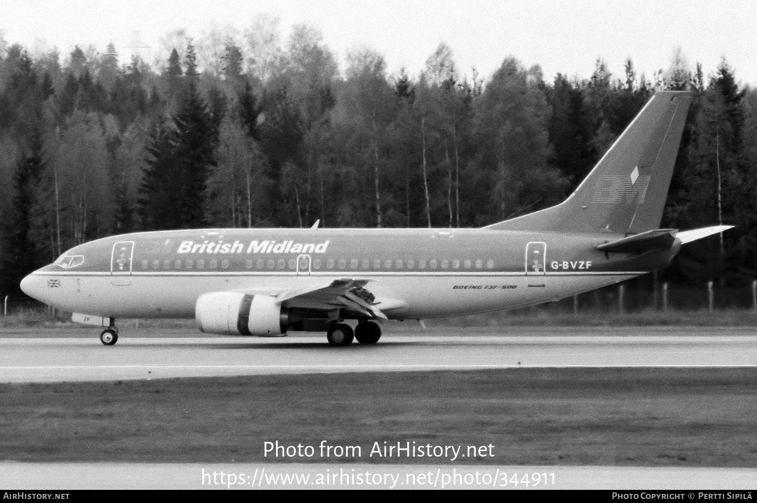 Aircraft Photo of G-BVZF | Boeing 737-59D | British Midland Airways - BMA | AirHistory.net #344911