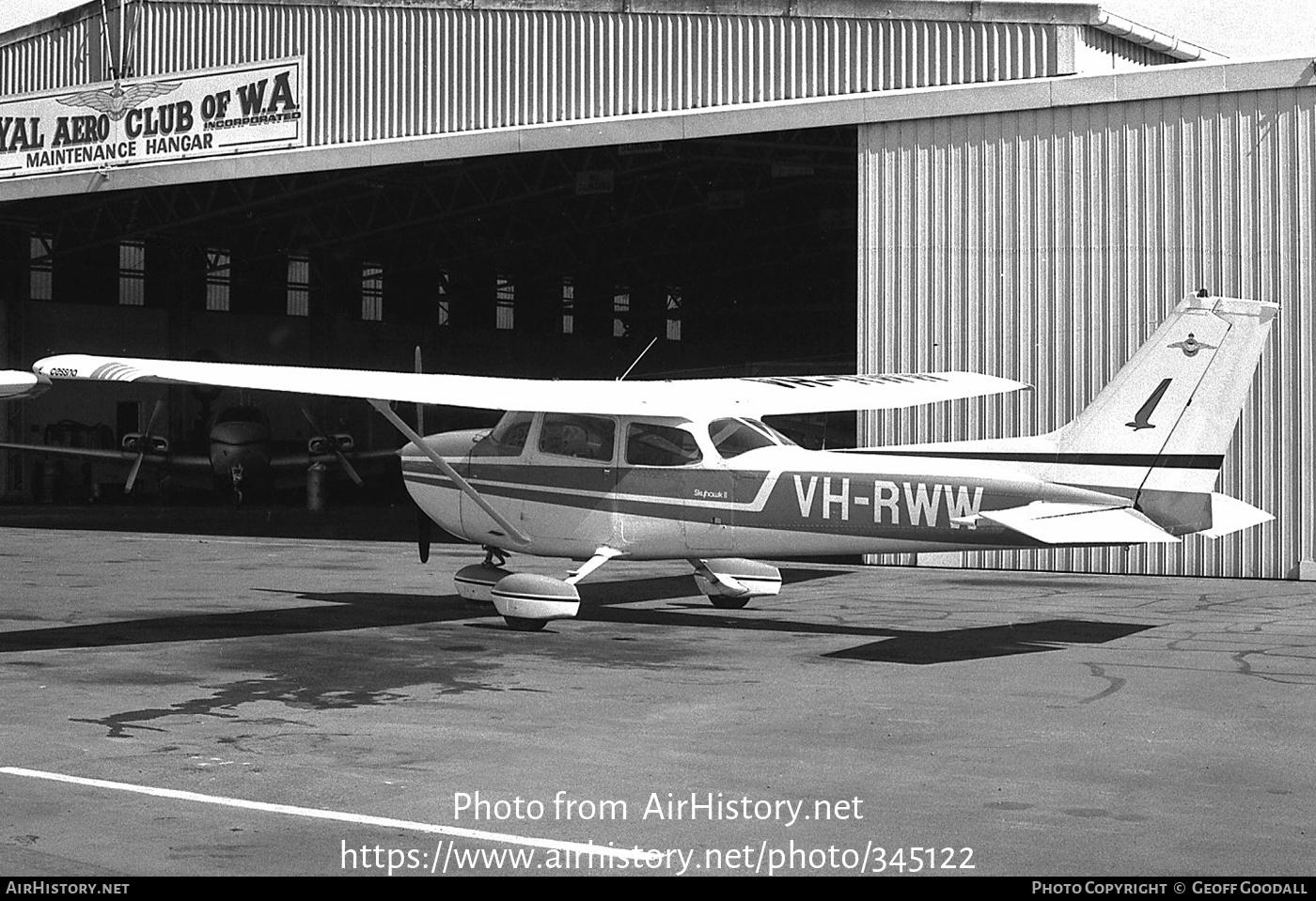 Aircraft Photo of VH-RWW | Cessna 172M | Royal Aero Club of Western Australia | AirHistory.net #345122