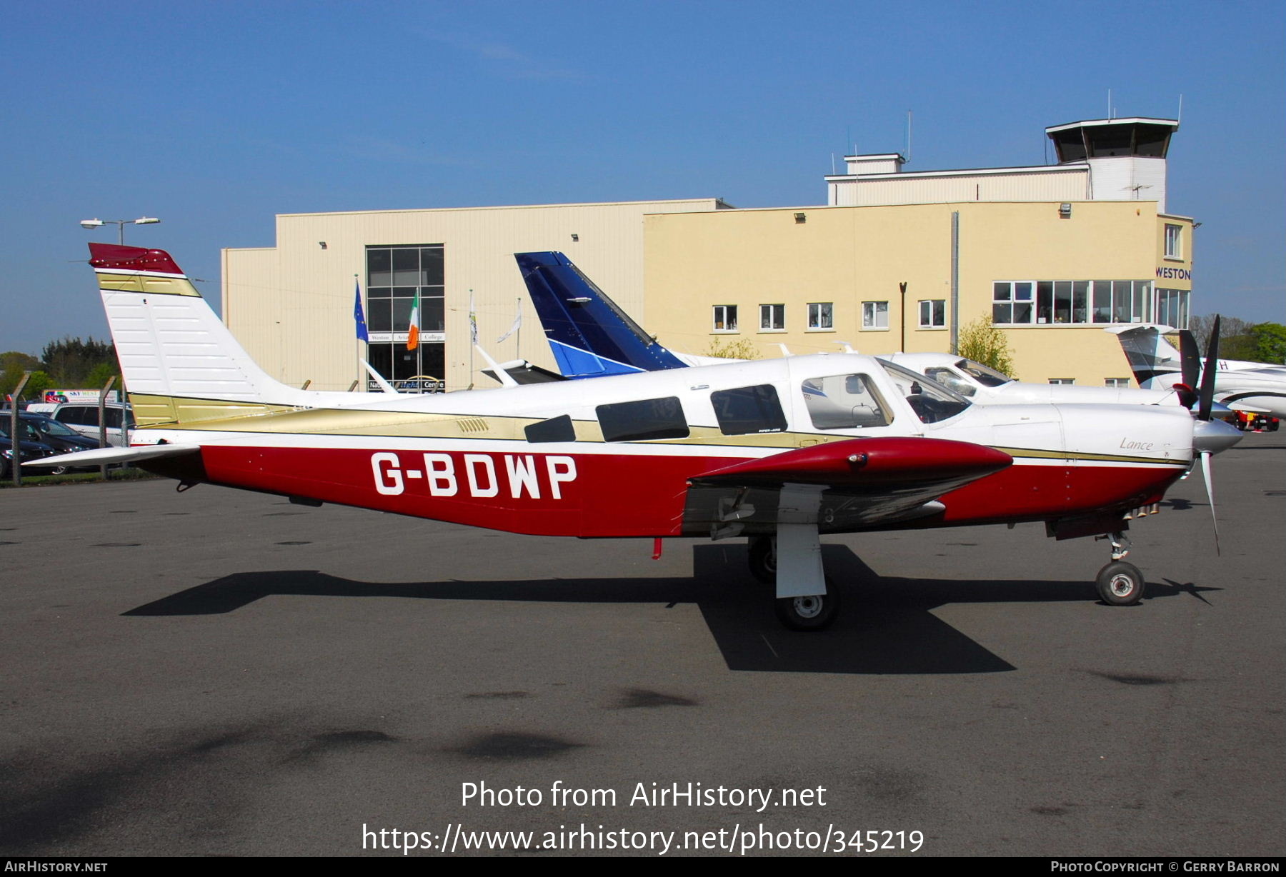 Aircraft Photo of G-BDWP | Piper PA-32R-300 Cherokee Lance | AirHistory.net #345219