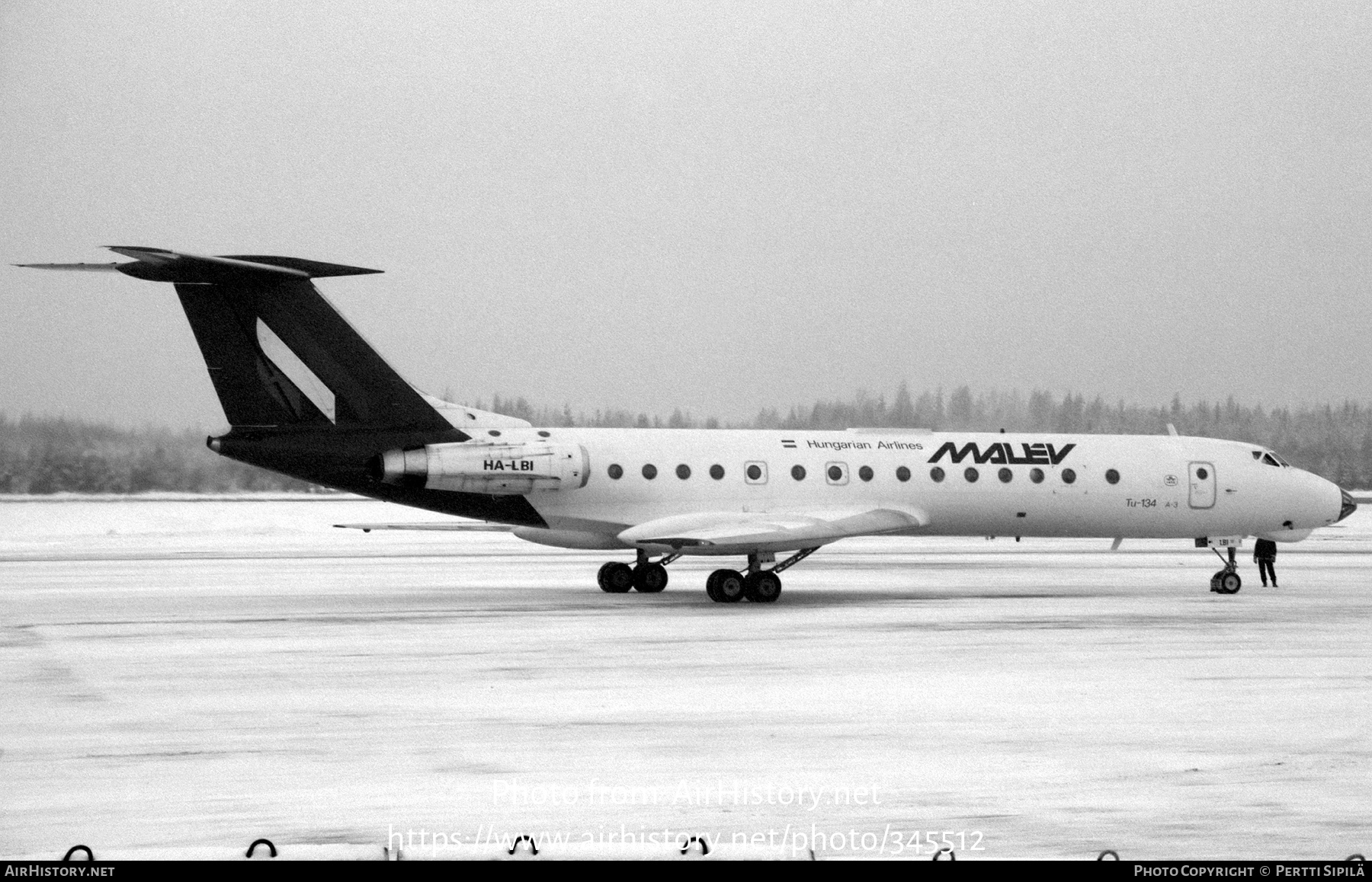 Aircraft Photo of HA-LBI | Tupolev Tu-134A-3 | Malév - Hungarian Airlines | AirHistory.net #345512