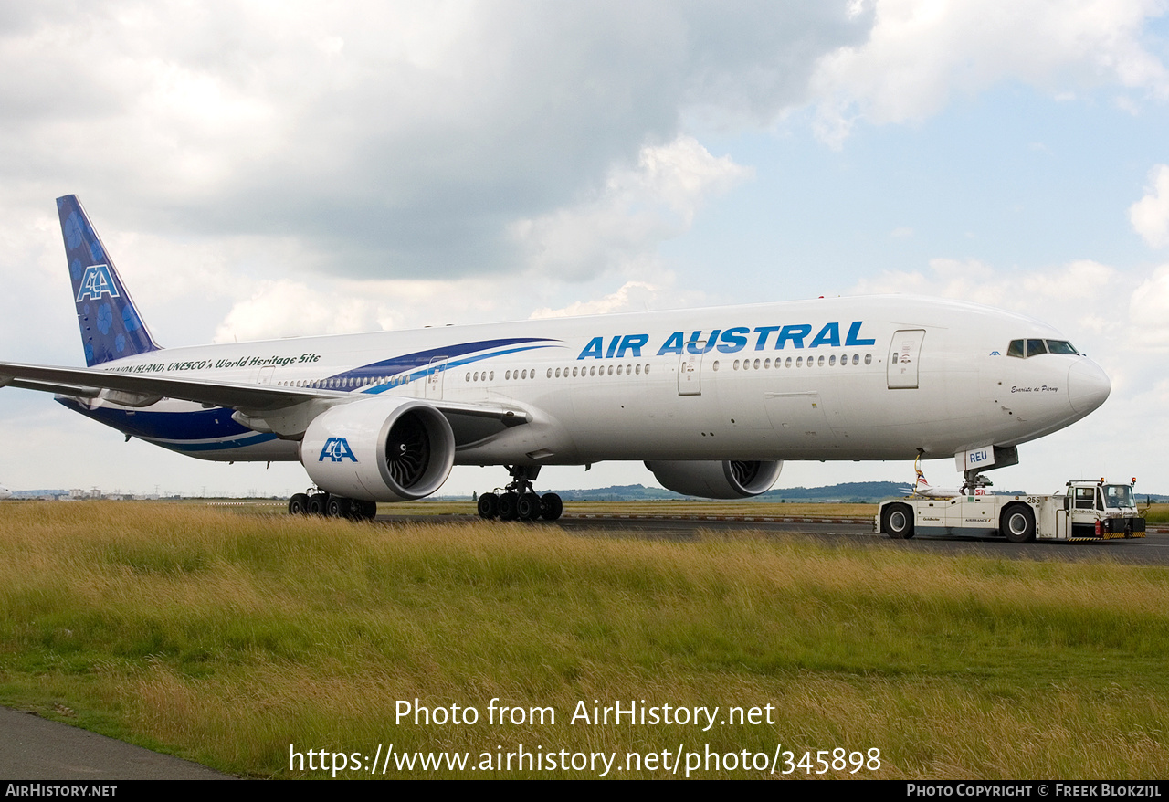 Aircraft Photo of F-OREU | Boeing 777-39M/ER | Air Austral | AirHistory.net #345898