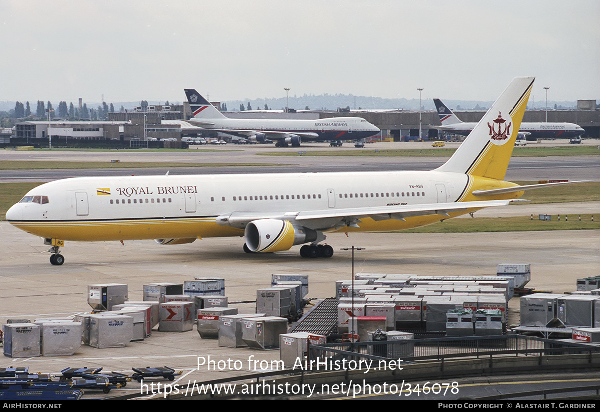 Aircraft Photo of V8-RBG | Boeing 767-33A/ER | Royal Brunei Airlines | AirHistory.net #346078