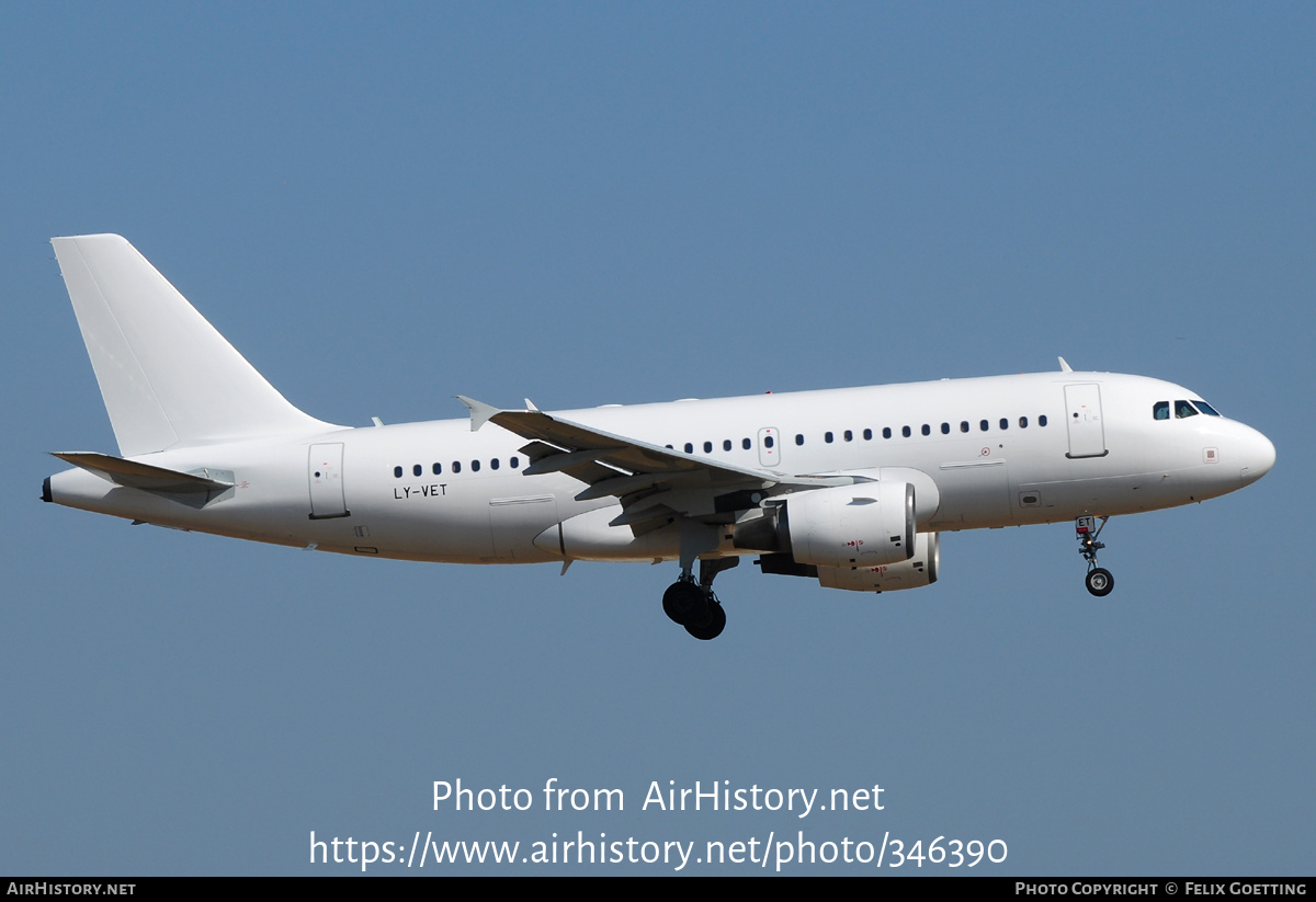 Aircraft Photo of LY-VET | Airbus A319-112 | AirHistory.net #346390