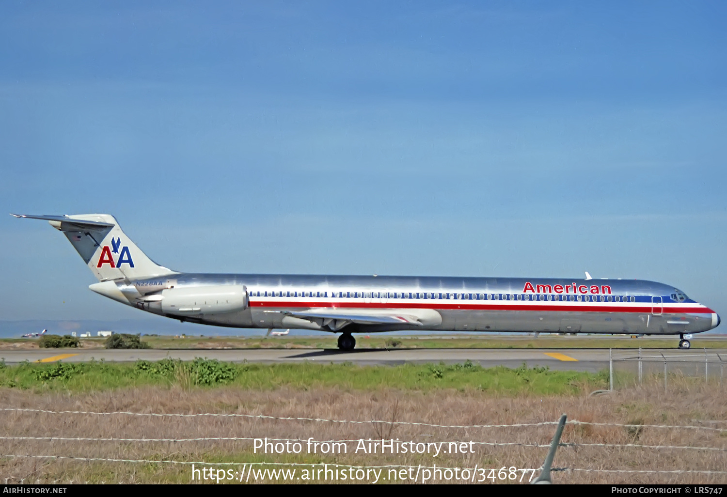 Aircraft Photo of N228AA | McDonnell Douglas MD-82 (DC-9-82) | American Airlines | AirHistory.net #346877