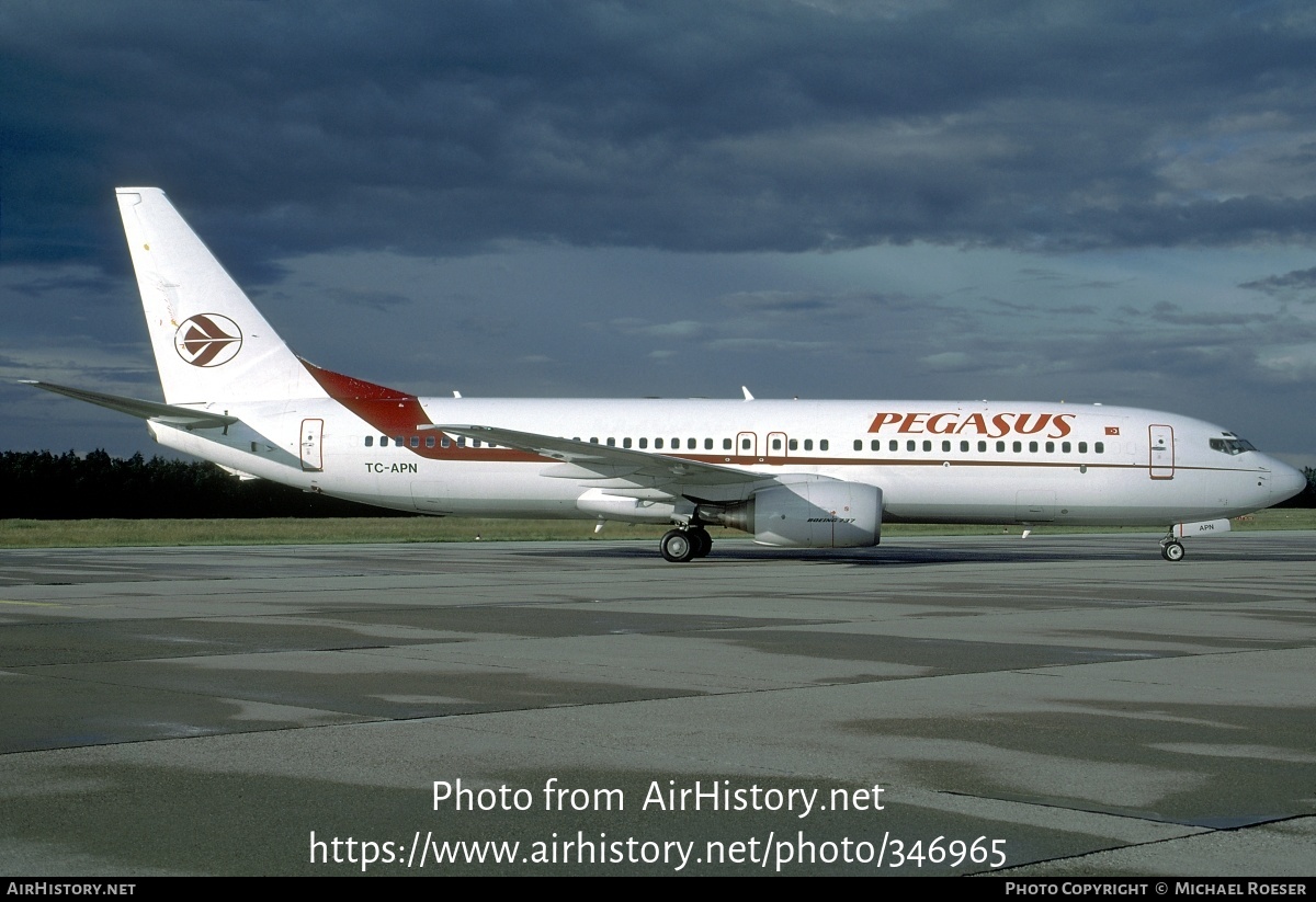 Aircraft Photo of TC-APN | Boeing 737-86N | Pegasus Airlines | AirHistory.net #346965