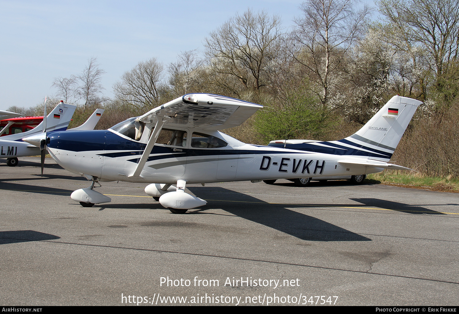 Aircraft Photo of D-EVKH | Cessna 182T Skylane | AirHistory.net #347547