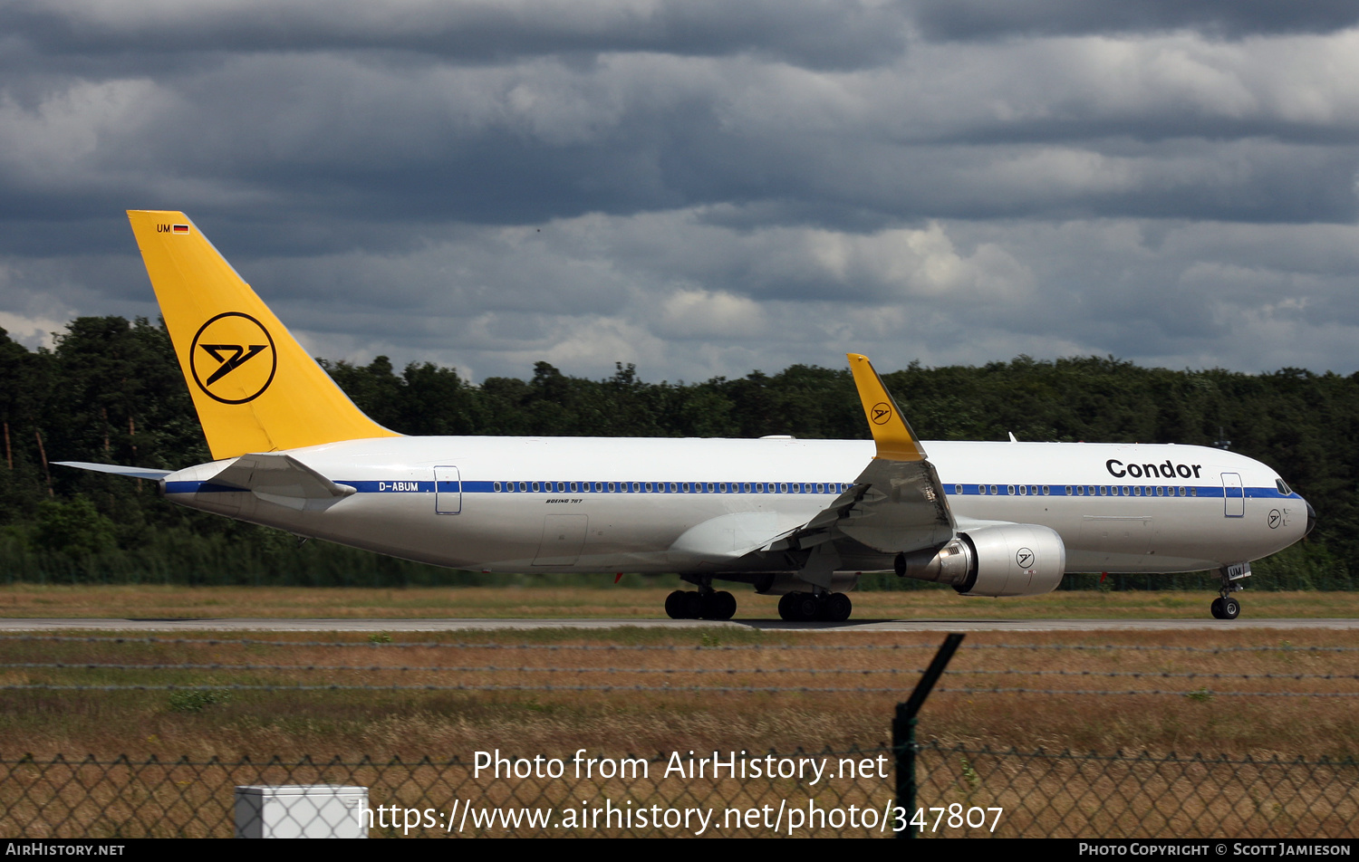 Aircraft Photo of D-ABUM | Boeing 767-31B/ER | Condor Flugdienst | AirHistory.net #347807